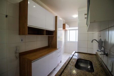 Apartamento para alugar com 55m², 2 quartos e 1 vaga Apartamento para alugar com 55m², 2 quartos e 1 vagaCozinha