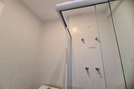 Apartamento à venda com 67m², 2 quartos e 1 vaga Apartamento à venda com 67m², 2 quartos e 1 vagaBanheiro