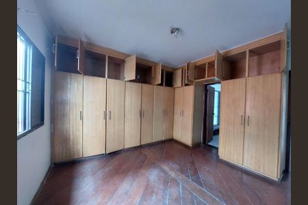 Foto 09 de casa à venda com 4 quartos, 176m² em Parque Ipe, São Paulo