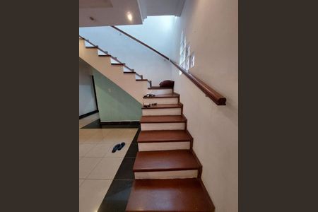 Casa à venda com 176m², 4 quartos e 2 vagasFoto 07