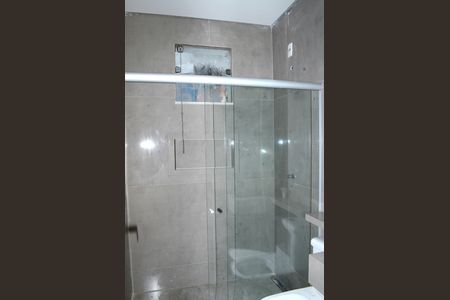 Casa para alugar com 90m², 2 quartos e 3 vagasBanheiro