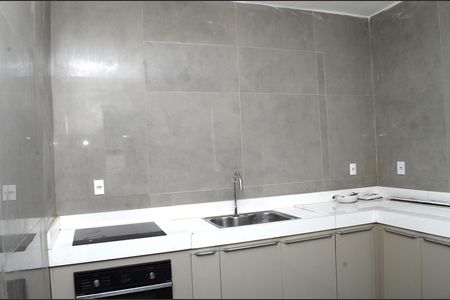 Casa para alugar com 90m², 2 quartos e 3 vagasCozinha