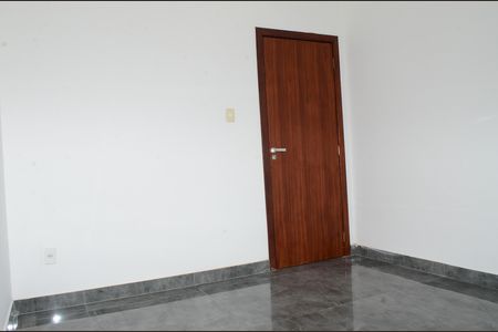 Casa para alugar com 90m², 2 quartos e 3 vagasQuarto 2