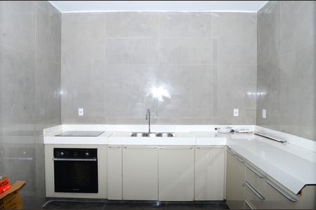 Casa para alugar com 90m², 2 quartos e 3 vagasCozinha