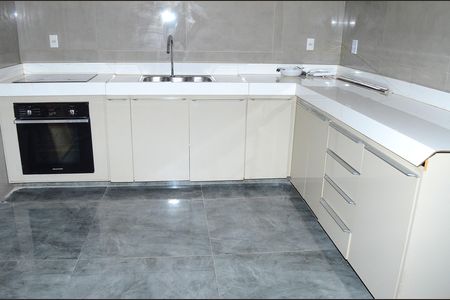 Casa para alugar com 90m², 2 quartos e 3 vagasCozinha