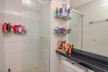 Apartamento à venda com 44m², 2 quartos e 1 vaga Apartamento à venda com 44m², 2 quartos e 1 vagaBanheiro