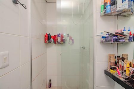 Apartamento à venda com 44m², 2 quartos e 1 vaga Apartamento à venda com 44m², 2 quartos e 1 vagaBanheiro