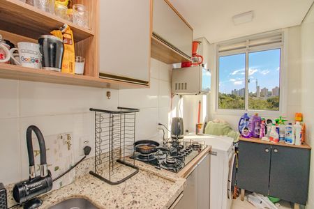 Apartamento à venda com 44m², 2 quartos e 1 vaga Apartamento à venda com 44m², 2 quartos e 1 vagaCozinha e Área de Serviço