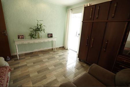 Casa à venda com 200m², 4 quartos e 4 vagas