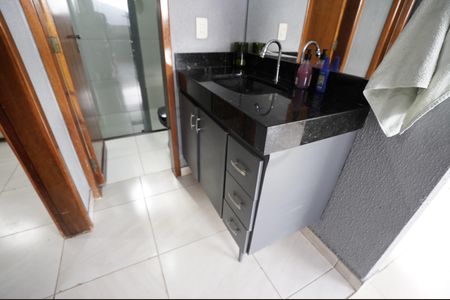 Casa à venda com 200m², 4 quartos e 4 vagas