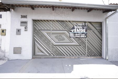 Casa à venda com 200m², 4 quartos e 4 vagas