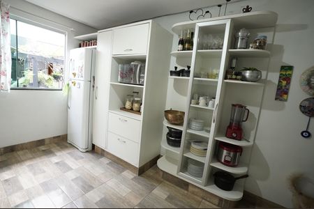 Casa à venda com 200m², 4 quartos e 4 vagas