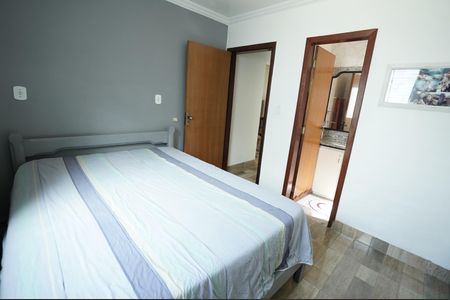 Casa à venda com 200m², 4 quartos e 4 vagas