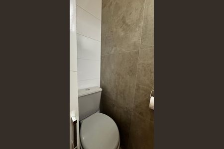 Apartamento à venda com 76m², 3 quartos e 2 vagas Apartamento à venda com 76m², 3 quartos e 2 vagasÁrea de Serviço - Banheiro