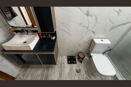 Apartamento à venda com 76m², 3 quartos e 2 vagas Apartamento à venda com 76m², 3 quartos e 2 vagasBanheiro