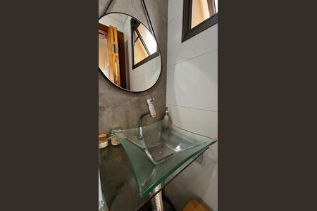 Apartamento à venda com 76m², 3 quartos e 2 vagas Apartamento à venda com 76m², 3 quartos e 2 vagasÁrea de Serviço - Banheiro