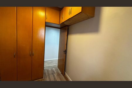 Apartamento à venda com 76m², 3 quartos e 2 vagas Apartamento à venda com 76m², 3 quartos e 2 vagasQuarto 1