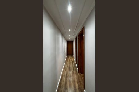 Apartamento à venda com 76m², 3 quartos e 2 vagas Apartamento à venda com 76m², 3 quartos e 2 vagasCorredor