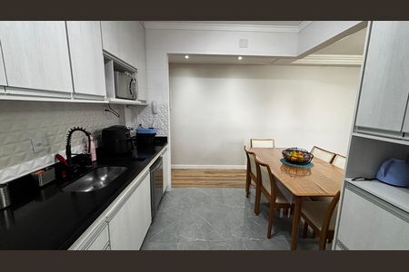 Apartamento à venda com 76m², 3 quartos e 2 vagas Apartamento à venda com 76m², 3 quartos e 2 vagasCozinha