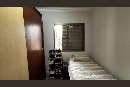 Apartamento à venda com 76m², 3 quartos e 2 vagas Apartamento à venda com 76m², 3 quartos e 2 vagasQuarto 3