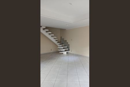 Sala de casa à venda com 4 quartos, 400m² em Jardim Anhembi, Barueri