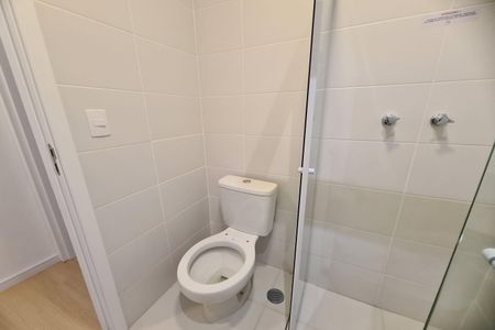 Apartamento à venda com 63m², 2 quartos e 1 vaga Apartamento à venda com 63m², 2 quartos e 1 vagaBanheiro