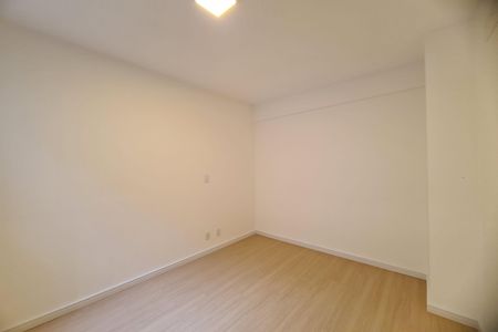 Apartamento à venda com 63m², 2 quartos e 1 vaga Apartamento à venda com 63m², 2 quartos e 1 vagaSuite