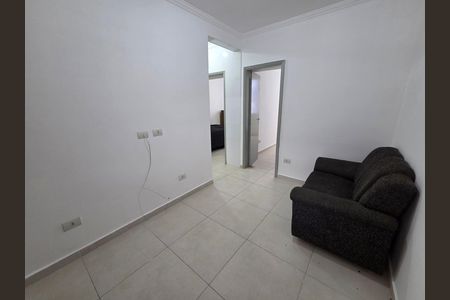 Sala de apartamento para alugar com 2 quartos, 50m² em Guilhermina, Praia Grande