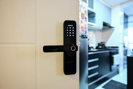 Apartamento à venda com 56m², 2 quartos e 1 vagaFechadura Eletrônica