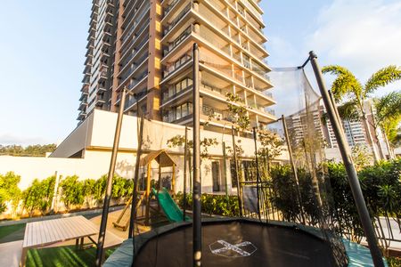 Apartamento à venda com 64m², 2 quartos e 1 vaga Apartamento à venda com 64m², 2 quartos e 1 vagaÁrea comum - Playground