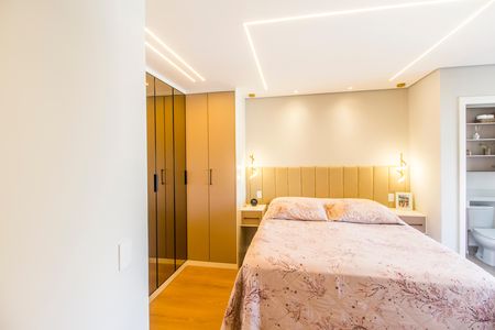 Apartamento à venda com 64m², 2 quartos e 1 vaga Apartamento à venda com 64m², 2 quartos e 1 vagaSuíte