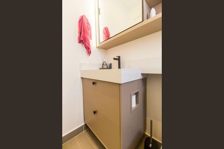 Apartamento à venda com 64m², 2 quartos e 1 vaga Apartamento à venda com 64m², 2 quartos e 1 vagaBanheiro da Suíte