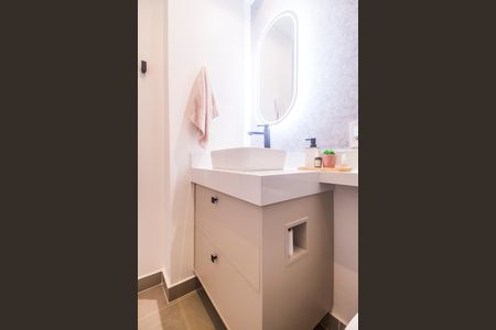 Apartamento à venda com 64m², 2 quartos e 1 vaga Apartamento à venda com 64m², 2 quartos e 1 vagaBanheiro 2