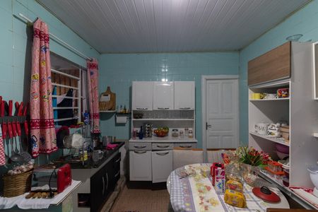 Casa à venda com 90m², 2 quartos e 5 vagas Casa à venda com 90m², 2 quartos e 5 vagasCozinha