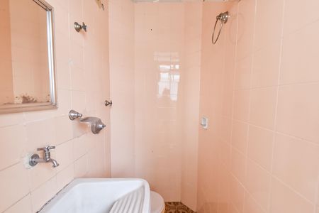 Apartamento à venda com 78m², 2 quartos e sem vaga Apartamento à venda com 78m², 2 quartos e sem vagaBanheiro de serviço