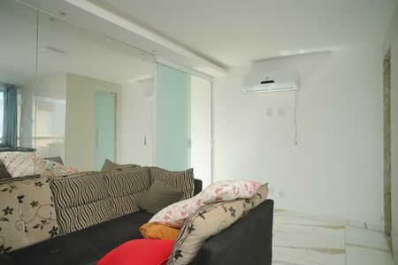 Apartamento para alugar com 27m², 1 quarto e sem vaga Apartamento para alugar com 27m², 1 quarto e sem vagaSala