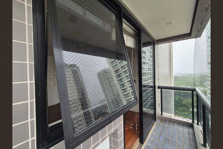 Apartamento à venda com 112m², 2 quartos e 3 vagas