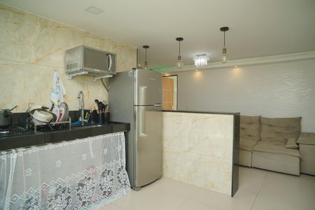 Cozinha de apartamento para alugar com 1 quarto, 27m² em Itaipuaçu, Maricá