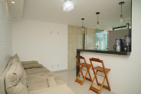 Sala de apartamento para alugar com 1 quarto, 27m² em Itaipuaçu, Maricá