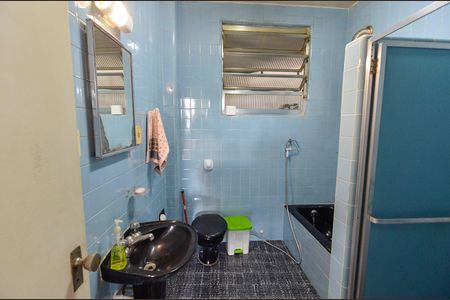 Apartamento à venda com 122m², 3 quartos e sem vaga Apartamento à venda com 122m², 3 quartos e sem vagaBanheiro