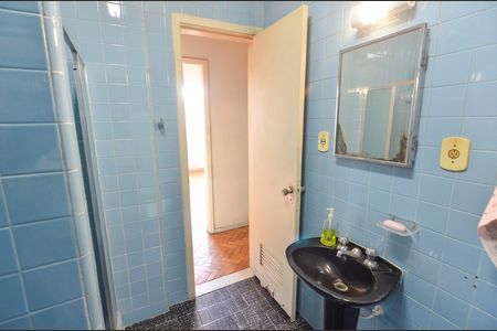 Apartamento à venda com 122m², 3 quartos e sem vaga Apartamento à venda com 122m², 3 quartos e sem vagaBanheiro