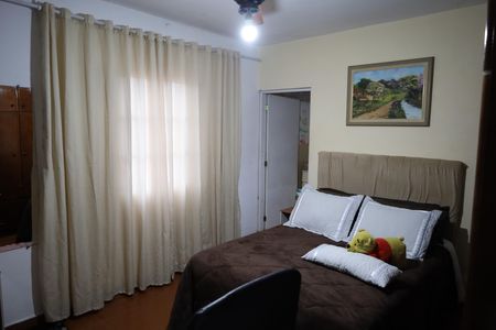 Suíte de casa à venda com 4 quartos, 268m² em Jardim Ana Lucia, São Paulo
