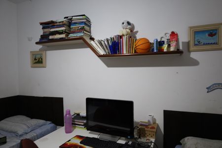 Quarto 2 de casa à venda com 4 quartos, 268m² em Jardim Ana Lucia, São Paulo