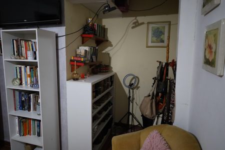 Casa à venda com 268m², 4 quartos e 2 vagasQuarto
