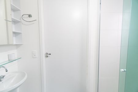 Banheiro da Suíte de apartamento à venda com 1 quarto, 30m² em Jardim Itacolomi, São Paulo