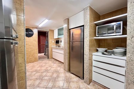 Casa para alugar com 3 quartos, 280m² em Copacabana, Rio de Janeiro