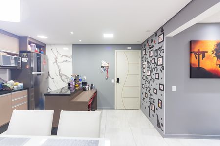 Apartamento à venda com 59m², 2 quartos e 1 vaga Apartamento à venda com 59m², 2 quartos e 1 vagaSala
