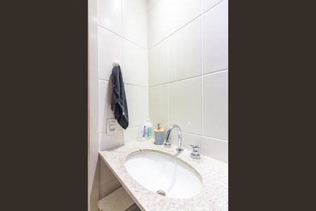 Apartamento à venda com 59m², 2 quartos e 1 vaga Apartamento à venda com 59m², 2 quartos e 1 vagaBanheiro 2