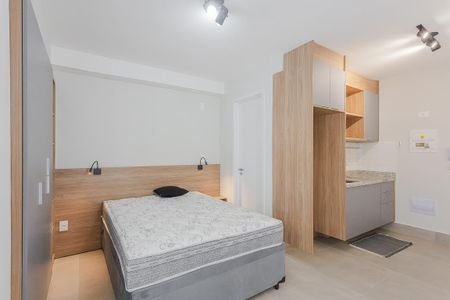 Quarto de kitnet/studio para alugar com 1 quarto, 25m² em Pinheiros, São Paulo