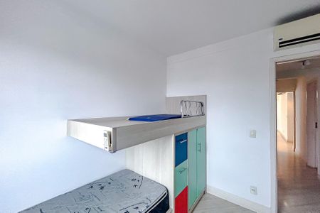 Apartamento à venda com 137m², 4 quartos e 2 vagasQuarto 3 - Suíte